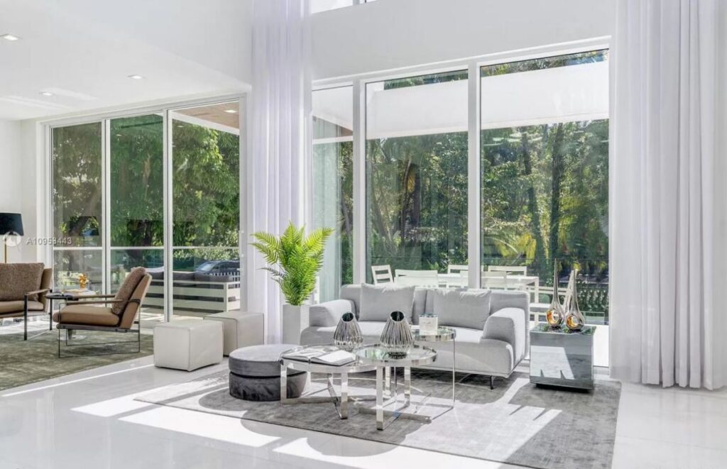 The Key Biscayne Home is a brand new construction is well thought out and finished in the most upscale fashion now available for sale. This home located at 200 Buttonwood Dr, Key Biscayne, Florida; offering 5 bedrooms and 7 bathrooms with over 3,500 square feet of living spaces.
