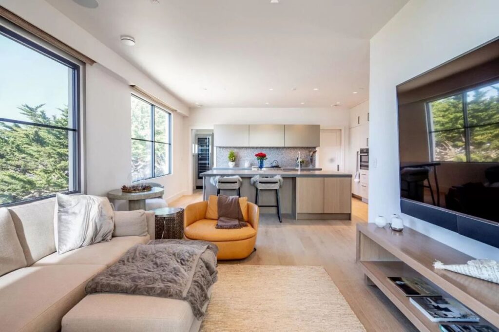 Dreamy Beachside Living in California Home asking for $16,900,000
