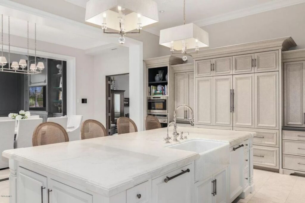 The Scottsdale Home is a stately Salcito and Dale Gardon architectural masterpiece now available for sale. This home located at 10244 E Hualapai Dr, Scottsdale, Arizona; offering 7 bedrooms and 8 bathrooms with over 8,700 square feet of living spaces.