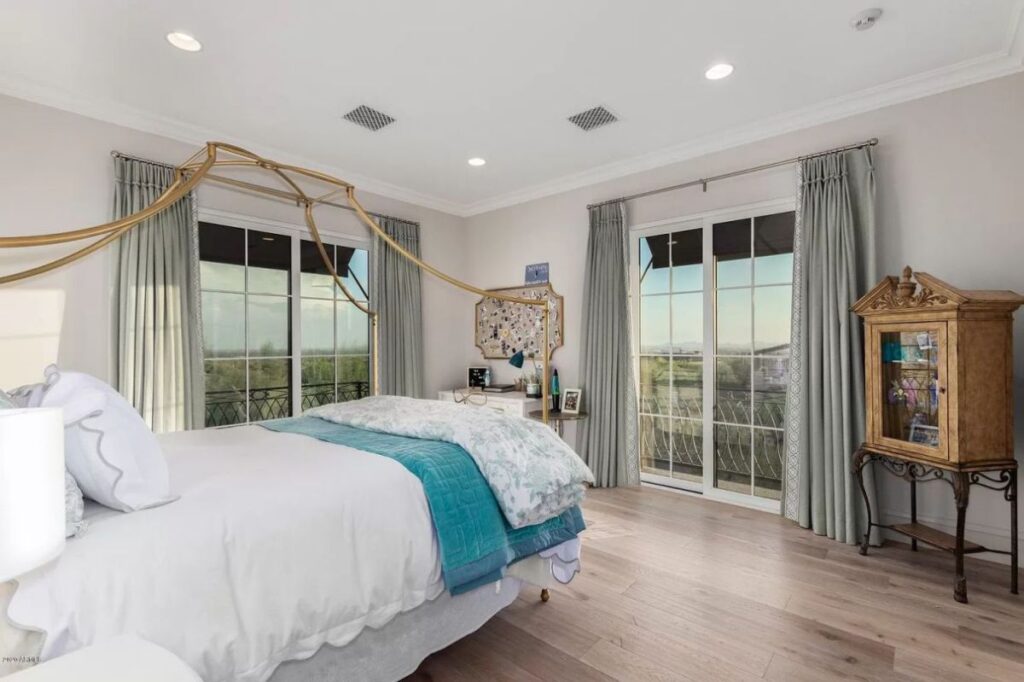 The Scottsdale Home is a stately Salcito and Dale Gardon architectural masterpiece now available for sale. This home located at 10244 E Hualapai Dr, Scottsdale, Arizona; offering 7 bedrooms and 8 bathrooms with over 8,700 square feet of living spaces.