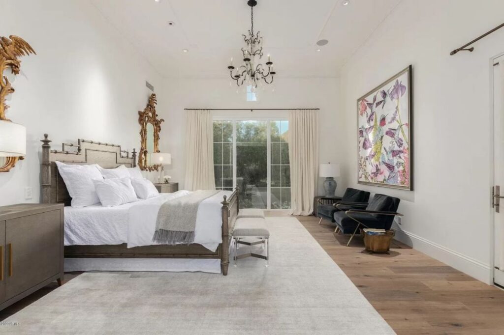 The Scottsdale Home is a stately Salcito and Dale Gardon architectural masterpiece now available for sale. This home located at 10244 E Hualapai Dr, Scottsdale, Arizona; offering 7 bedrooms and 8 bathrooms with over 8,700 square feet of living spaces.