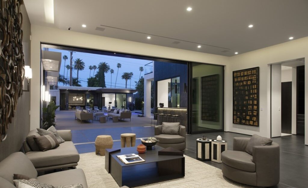 Inside A $21,995,000 Exquisitely Beverly Hills Home Just Hit The Market