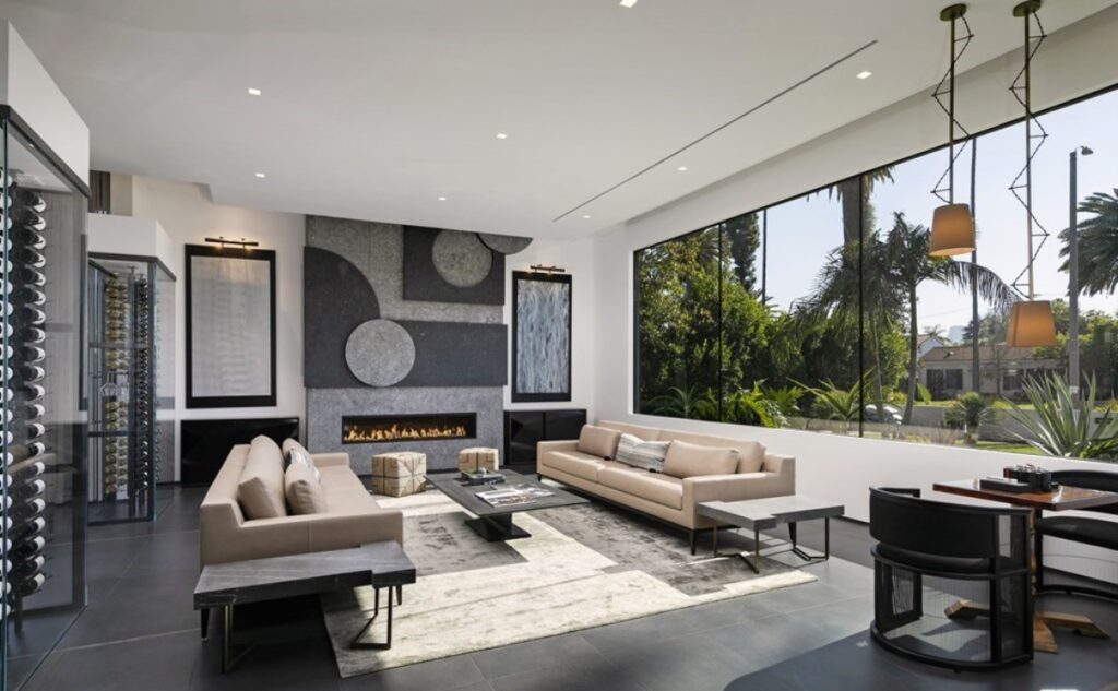 Inside A $21,995,000 Exquisitely Beverly Hills Home Just Hit The Market
