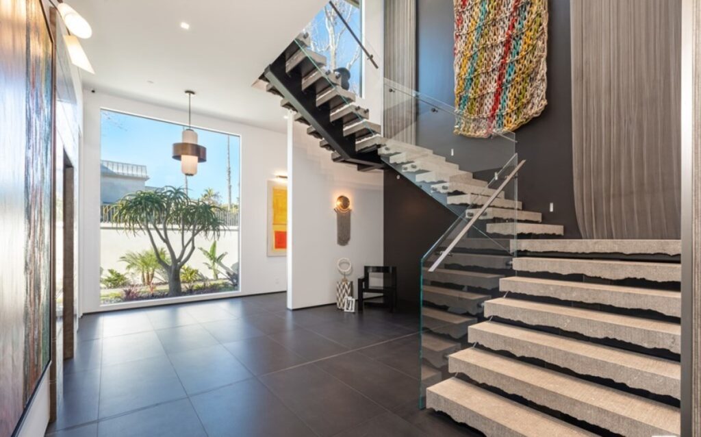 Inside A $21,995,000 Exquisitely Beverly Hills Home Just Hit The Market