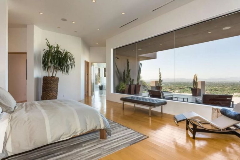 Inside A $7,500,000 Paradise Valley Home with Extraordinary Views ...