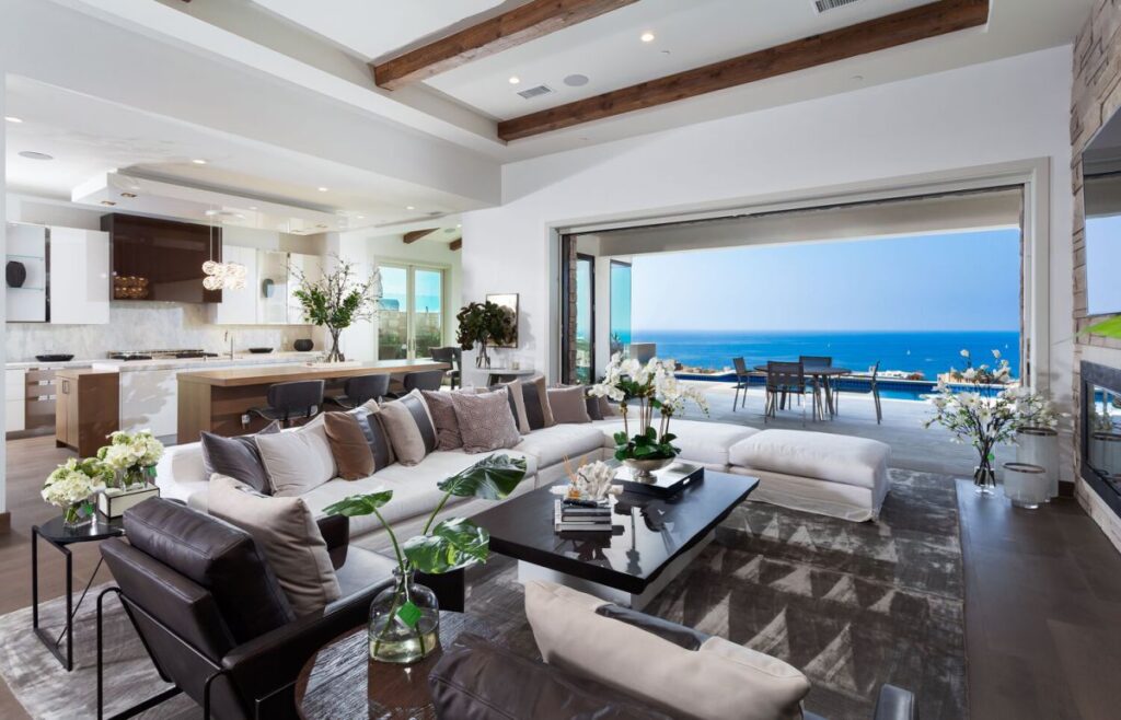New Dana Point Home Captures the Amazing Ocean Views
