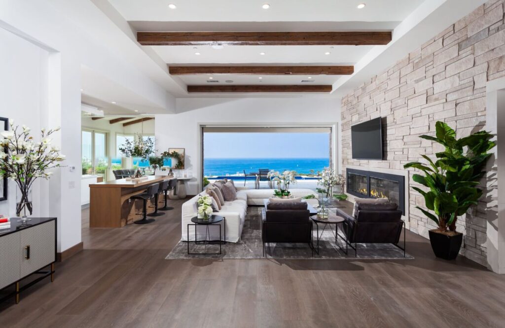 New Dana Point Home Captures the Amazing Ocean Views
