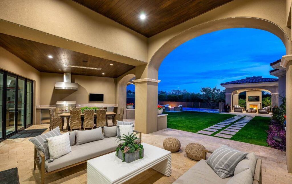 New Modern Mediterranean Home in Scottsdale Sells for $3,995,000