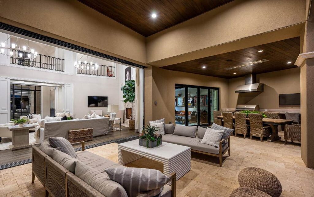 New Modern Mediterranean Home in Scottsdale Sells for $3,995,000