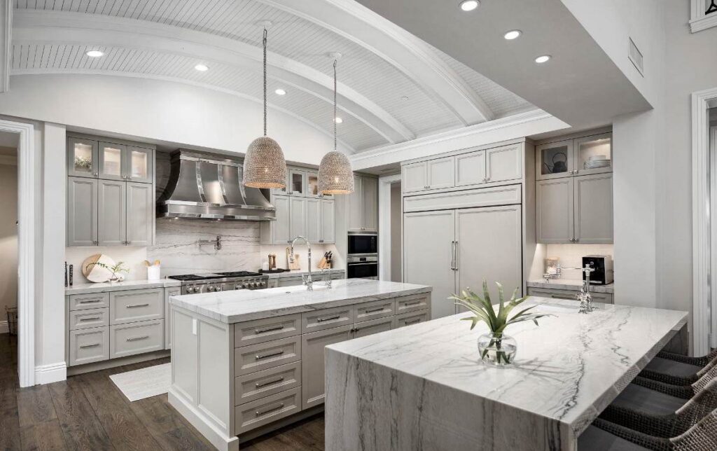 New Modern Mediterranean Home in Scottsdale Sells for $3,995,000
