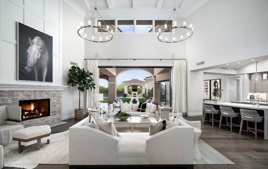 New Modern Mediterranean Home in Scottsdale Sells for $3,995,000