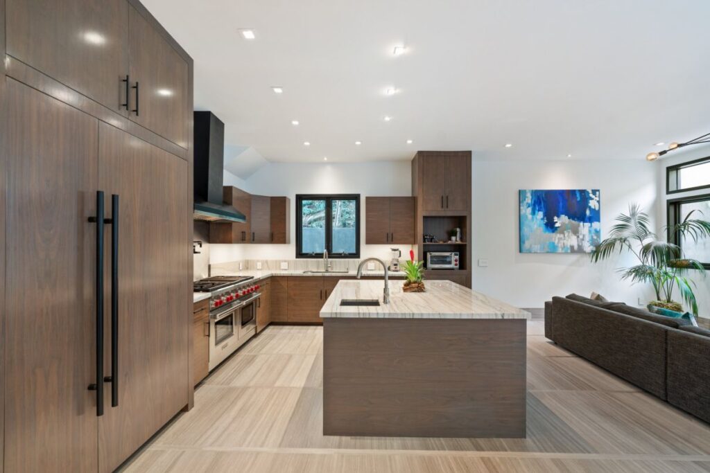 Stunning Organic Modern Home in Los Angeles Sells for $4,995,000