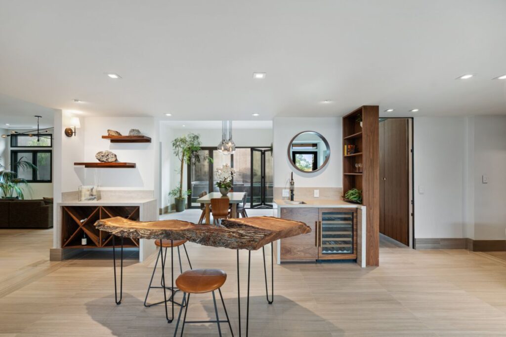 Stunning Organic Modern Home in Los Angeles Sells for $4,995,000