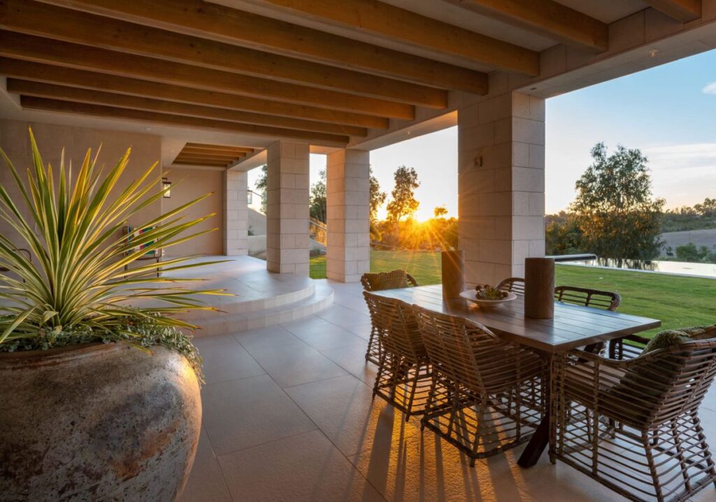 The Rancho Santa Fe Home is a luxurious 2020 modern architecture maximize the exceptional west-facing views now available for sale. This home located at 5870 San Elijo Ave, Rancho Santa Fe, California; offering 6 bedrooms and 9 bathrooms with over 8,500 square feet of living spaces.