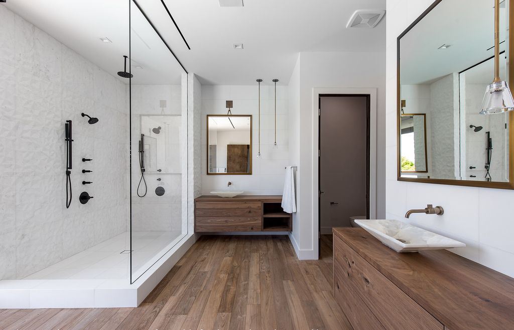 The Las Vegas House is an incredible residence with an interior design & construction platform elevated to new heights now available for sale. This home located at 6925 Stargazer Ridge Ct, Las Vegas, Nevada; offering 5 bedrooms and 6 bathrooms with over 6,000 square feet of living spaces.