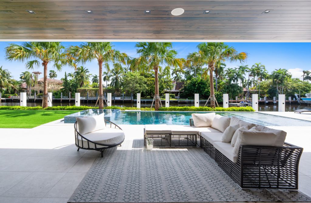 The Fort Lauderdale House is a luxurious property has amazing pool and waterfront views of stunning simplicity and sophistication now available for sale. This home located at 188 Nurmi Dr, Fort Lauderdale, Florida; offering 6 bedrooms and 7 bathrooms with over 7,500 square feet of living spaces.