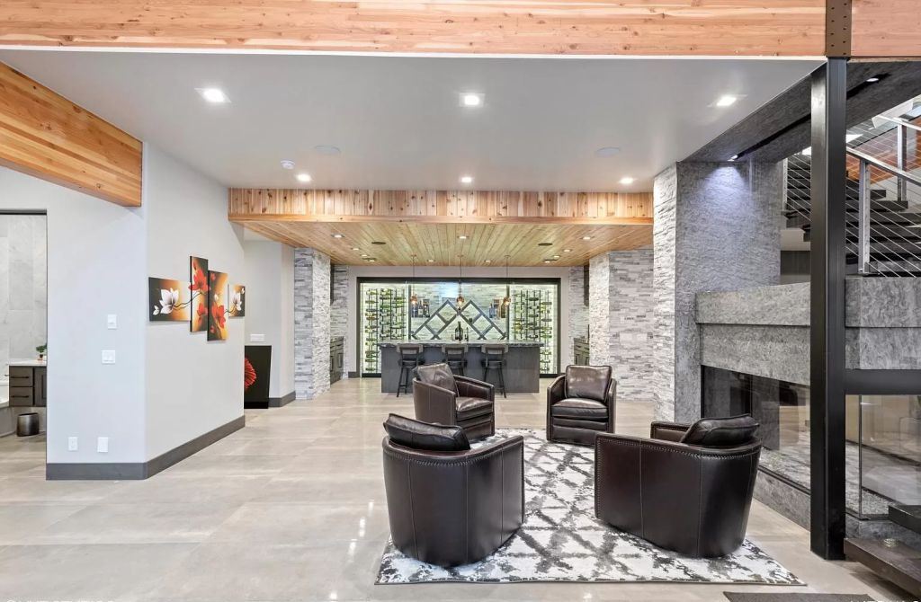 The Home in Utah is a luxurious home boasts the finest of finishes and taste in every square inch now available for sale. This home located at 3652 S Cypress Point Rd, Hurricane, Utah; offering 4 bedrooms and 5 bathrooms with over 6,000 square feet of living spaces.
