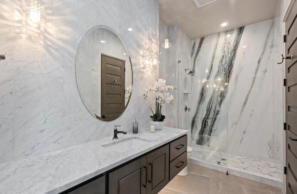 The Home in Utah is a luxurious home boasts the finest of finishes and taste in every square inch now available for sale. This home located at 3652 S Cypress Point Rd, Hurricane, Utah; offering 4 bedrooms and 5 bathrooms with over 6,000 square feet of living spaces.