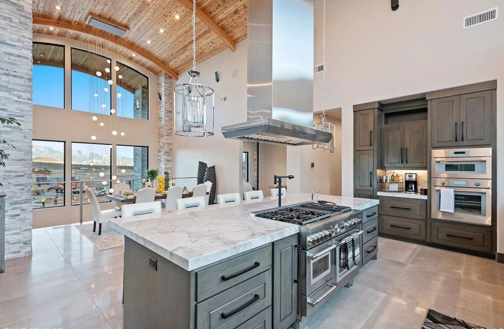 The Home in Utah is a luxurious home boasts the finest of finishes and taste in every square inch now available for sale. This home located at 3652 S Cypress Point Rd, Hurricane, Utah; offering 4 bedrooms and 5 bathrooms with over 6,000 square feet of living spaces.