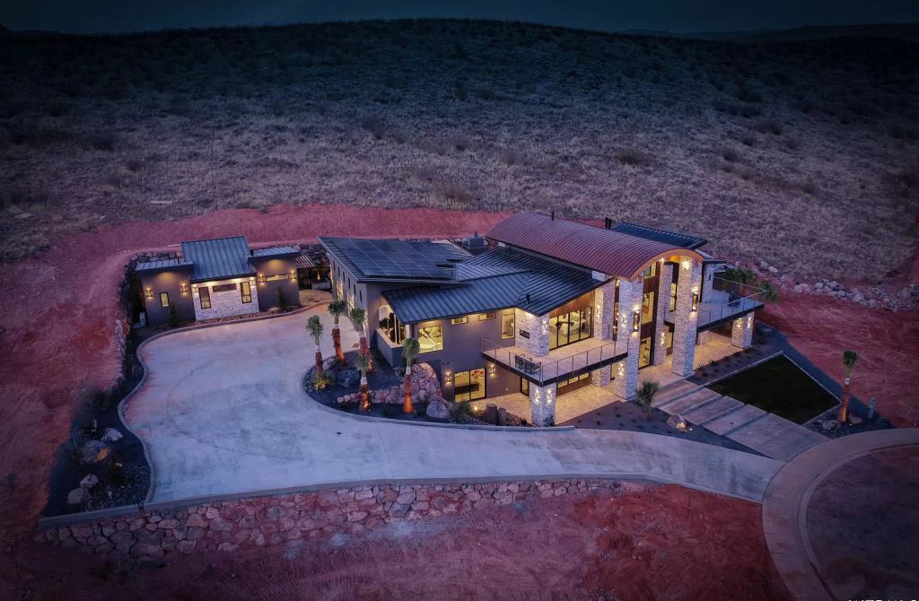 The Home in Utah is a luxurious home boasts the finest of finishes and taste in every square inch now available for sale. This home located at 3652 S Cypress Point Rd, Hurricane, Utah; offering 4 bedrooms and 5 bathrooms with over 6,000 square feet of living spaces.