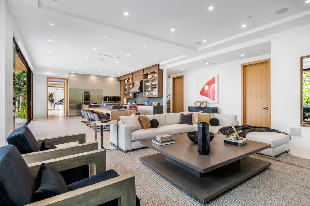 The House in Encino is a newly constructed contemporary masterpiece with unobstructed views in the coveted Royal Oaks now available for sale. This home located at 3950 Royal Oak Pl, Encino, California; offering 8 bedrooms and 14 bathrooms with over 13,000 square feet of living spaces