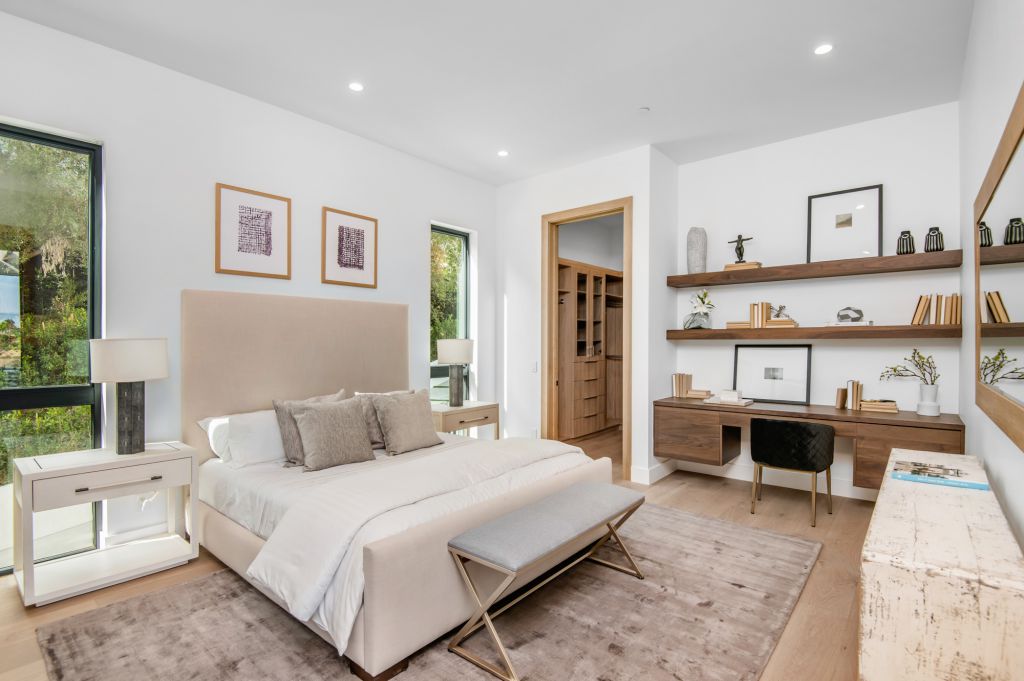 The House in Encino is a newly constructed contemporary masterpiece with unobstructed views in the coveted Royal Oaks now available for sale. This home located at 3950 Royal Oak Pl, Encino, California; offering 8 bedrooms and 14 bathrooms with over 13,000 square feet of living spaces