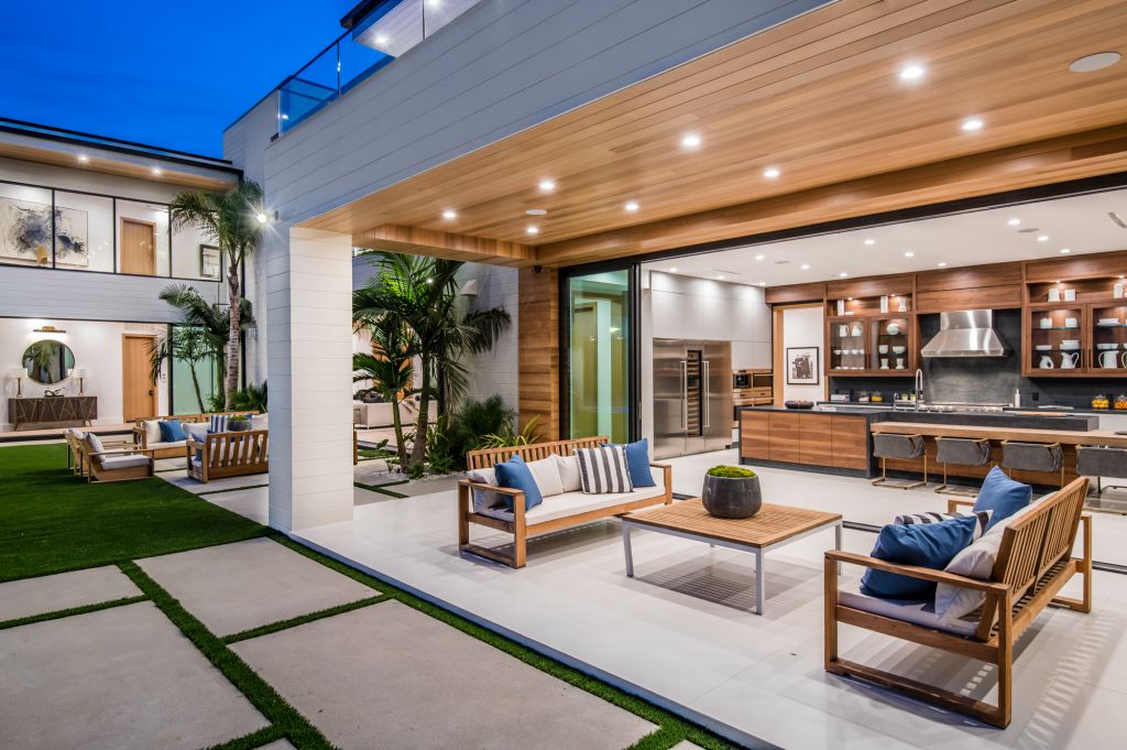 The House in Encino is a newly constructed contemporary masterpiece with unobstructed views in the coveted Royal Oaks now available for sale. This home located at 3950 Royal Oak Pl, Encino, California; offering 8 bedrooms and 14 bathrooms with over 13,000 square feet of living spaces