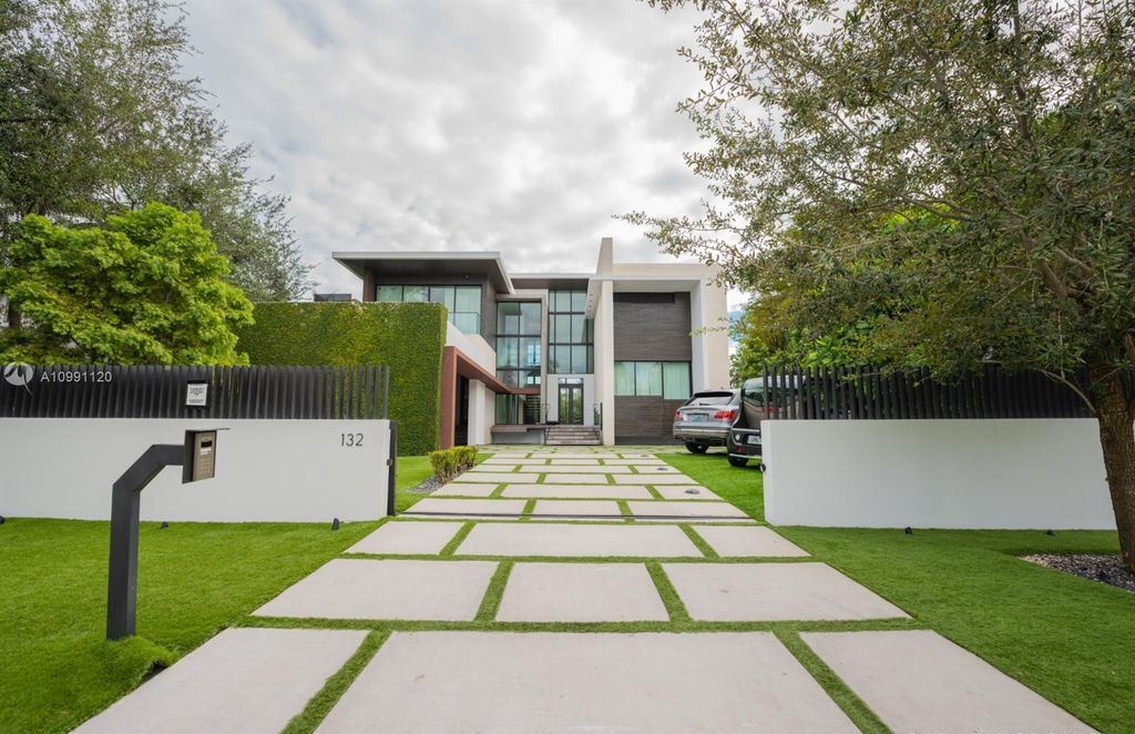 The Coral Gables House is a luxurious estate in gated amenity-rich Islands of Cocoplum now available for sale. This home located at 132 Paloma Dr, Coral Gables, Florida; offering 5 bedrooms and 6 bathrooms with over 6,300 square feet of living spaces.
