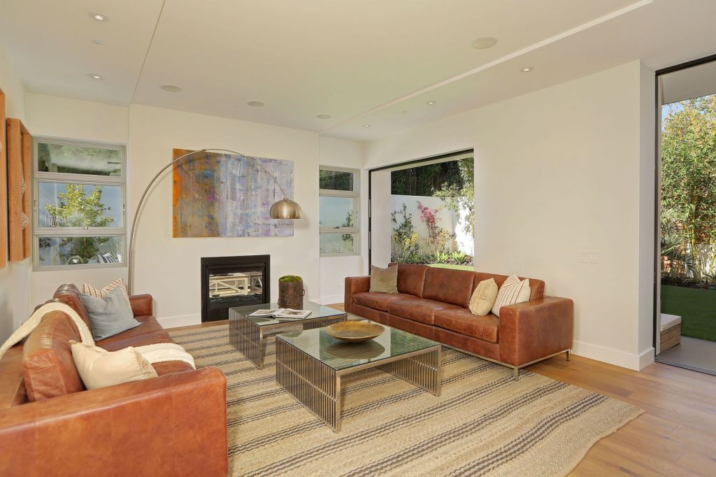 The Contemporary Home in Pacific Palisades is a luxurious residence with panoramic ocean views now available for sale. This home located at 14635 Whitfield Ave, Pacific Palisades, California; offering 6 bedrooms and 8 bathrooms with over 6,500 square feet of living spaces.