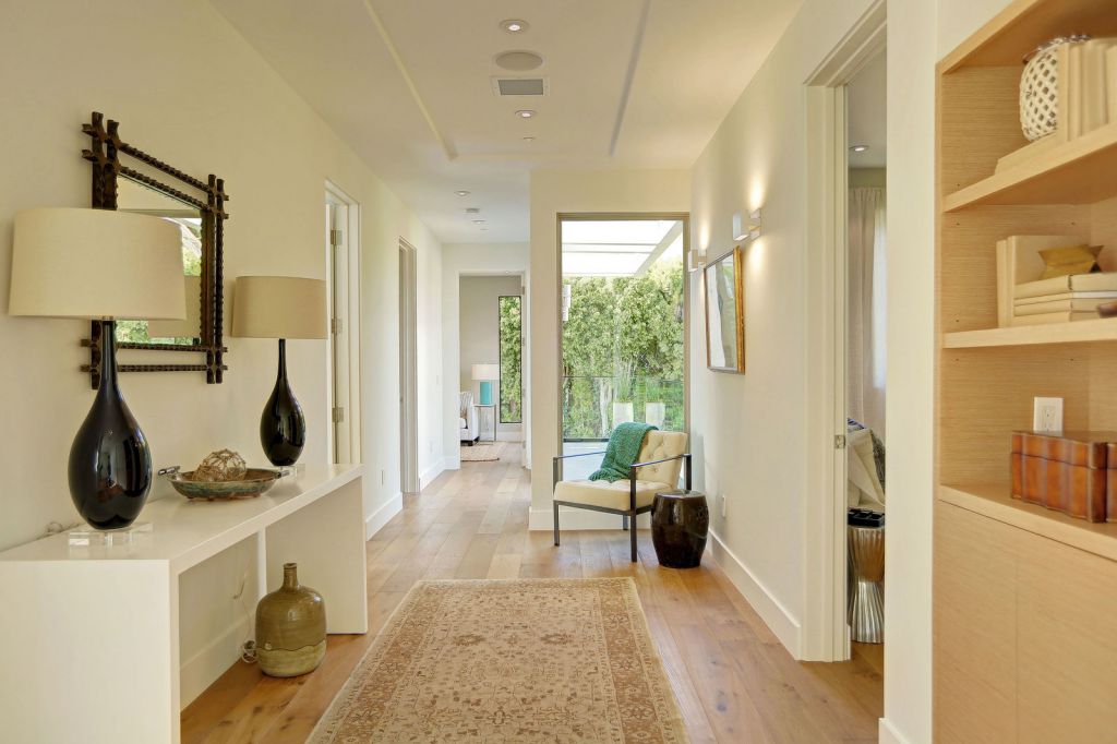 The Contemporary Home in Pacific Palisades is a luxurious residence with panoramic ocean views now available for sale. This home located at 14635 Whitfield Ave, Pacific Palisades, California; offering 6 bedrooms and 8 bathrooms with over 6,500 square feet of living spaces.