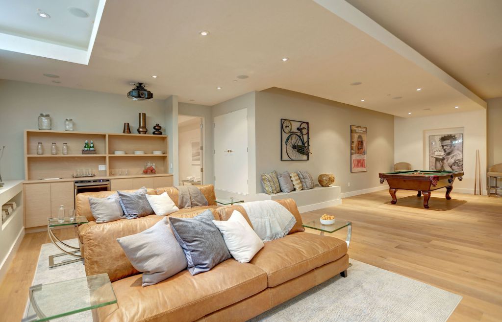 The Contemporary Home in Pacific Palisades is a luxurious residence with panoramic ocean views now available for sale. This home located at 14635 Whitfield Ave, Pacific Palisades, California; offering 6 bedrooms and 8 bathrooms with over 6,500 square feet of living spaces.