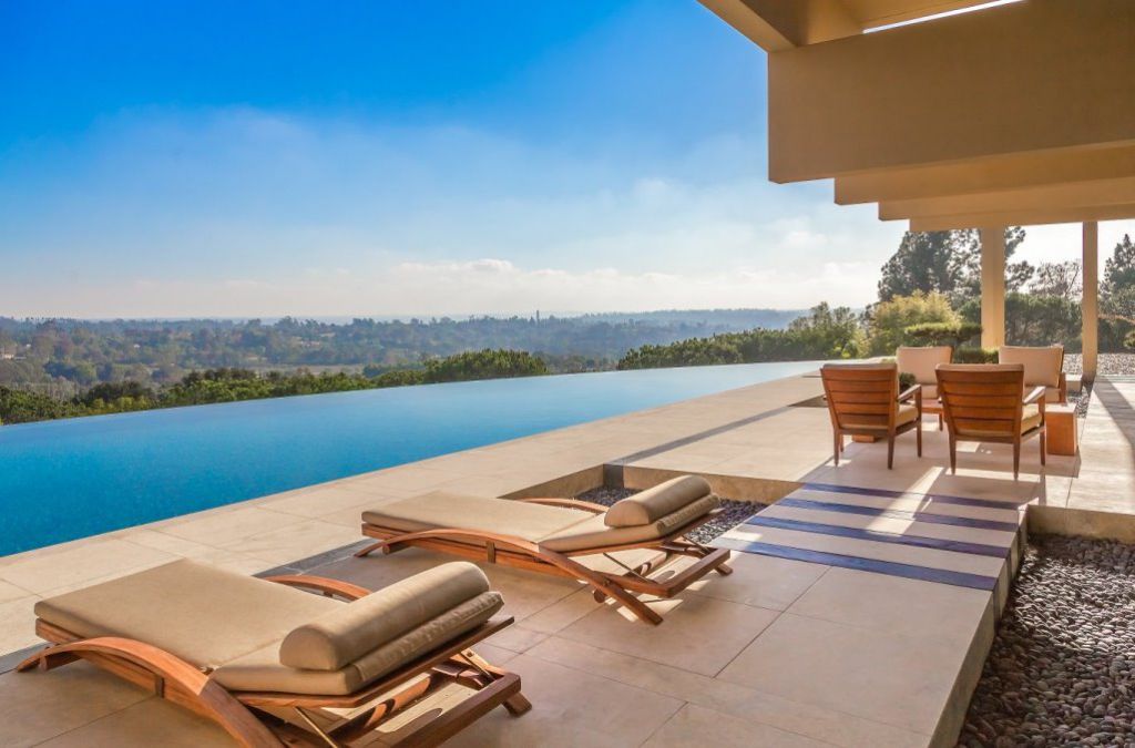 The Rancho Santa Fe Home is a an ionic property with 360 degree panorama and environment now available for sale. This home located at 18128 Via Roswitha, Rancho Santa Fe, California; offering 5 bedrooms and 5 bathrooms with over 10,000 square feet of living spaces.