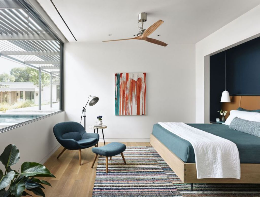 Beautiful River Ranch House in Texas by Jobe Corral Architects 4