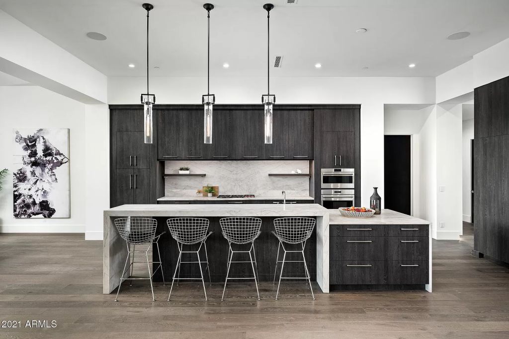 The Home in Paradise Valley in one of the most desirable areas with incredible views of Camelback Mountain now available for sale. This home located at 7019 N 69th Pl, Paradise Valley, Arizona; offering 4 bedrooms and 5 bathrooms with over 6,500 square feet of living spaces.