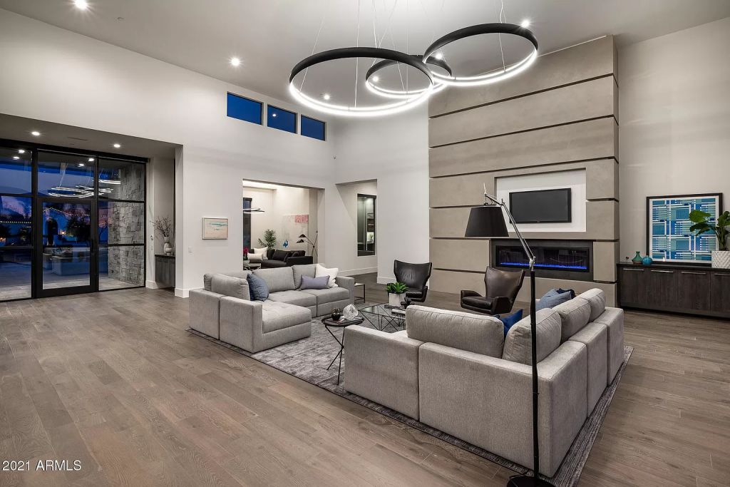 The Home in Paradise Valley in one of the most desirable areas with incredible views of Camelback Mountain now available for sale. This home located at 7019 N 69th Pl, Paradise Valley, Arizona; offering 4 bedrooms and 5 bathrooms with over 6,500 square feet of living spaces.