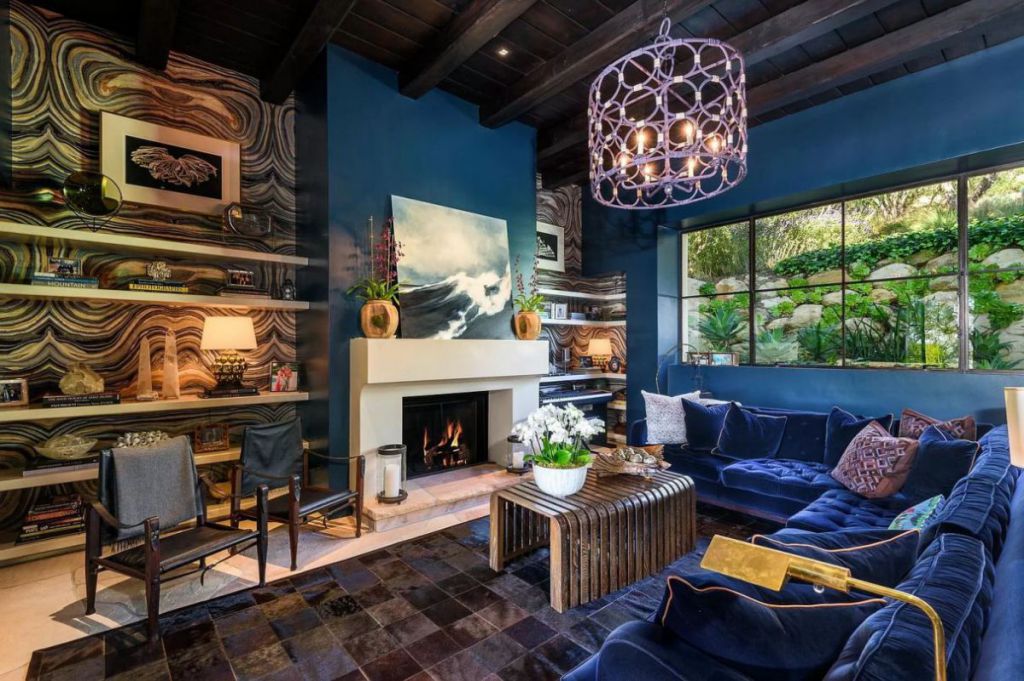 Santa Barbara Home Showcasing Enchanting Ocean for Sale 22000000 4