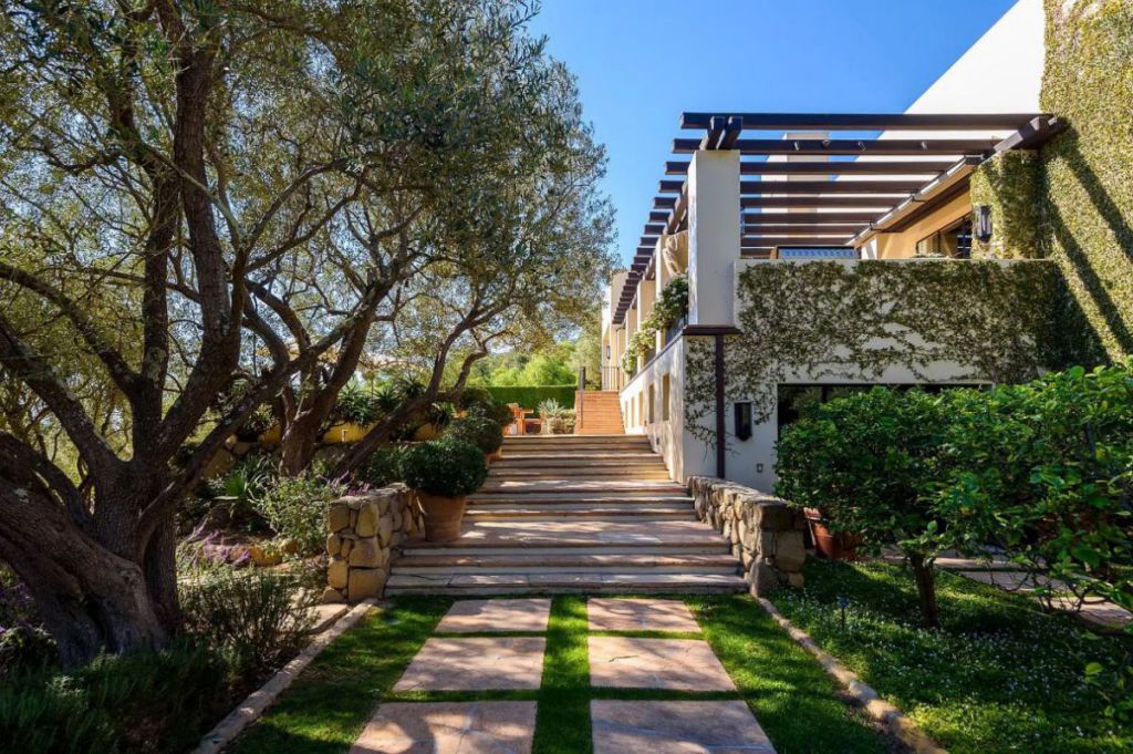 The Santa Barbara Home is a contemporary masterpiece redefines elevated living with gorgeous views and timeless romance now available for sale. This home located at 1630 E Mountain Dr, Santa Barbara, California; offering 5 bedrooms and 7 bathrooms with over 10,000 square feet of living spaces.