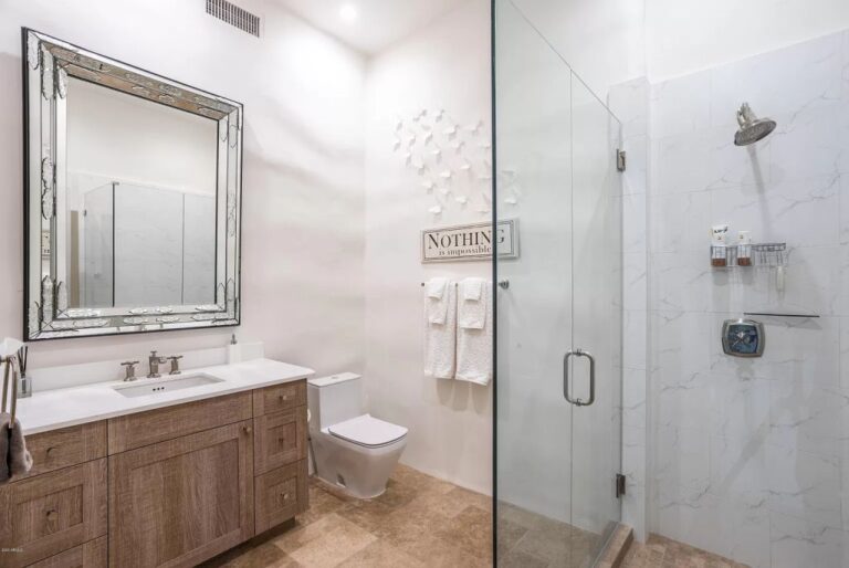 Stunning Paradise Valley Home with Unobstructed Lines of Sight ...