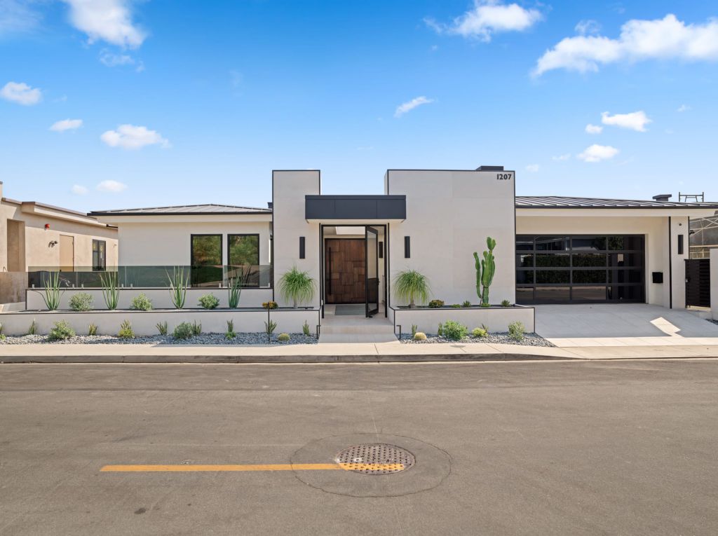 The California House is a stunning example of modern luxury and flawless contemporary design now available for sale. This home located at 1207 Dolphin Ter, Corona Del Mar, California; offering 6 bedrooms and 8 bathrooms with over 7,700 square feet of living spaces.