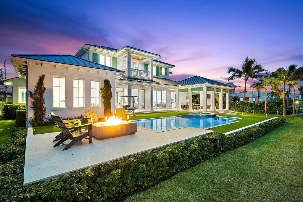 The British West Indies Home is a luxurious estate in Hidden Key offers the finest in family living with deep water access now available for sale. This home located at 11730 Lake Shore Pl, North Palm Beach, Florida; offering 4 bedrooms and 6 bathrooms with over 4,500 square feet of living spaces.