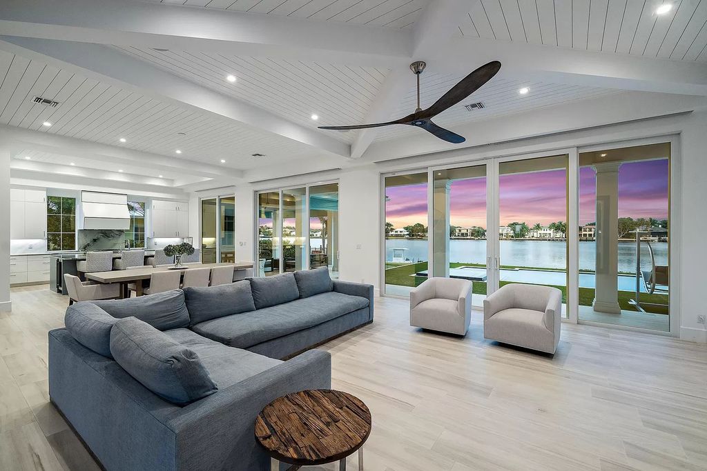 The British West Indies Home is a luxurious estate in Hidden Key offers the finest in family living with deep water access now available for sale. This home located at 11730 Lake Shore Pl, North Palm Beach, Florida; offering 4 bedrooms and 6 bathrooms with over 4,500 square feet of living spaces.