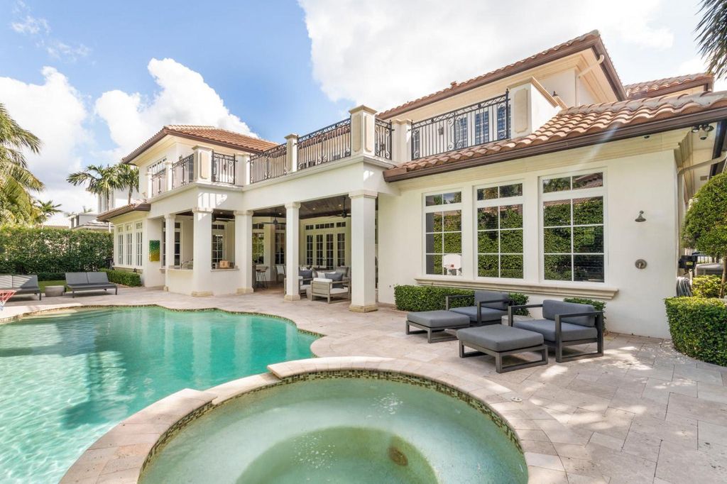 The Home in Boca Raton is a luxurious home offers an idyllic private sanctuary in a premier location now available for sale. This home located at 283 Fern Palm Rd, Boca Raton, Florida; offering 5 bedrooms and 7 bathrooms with over 6,500 square feet of living spaces.