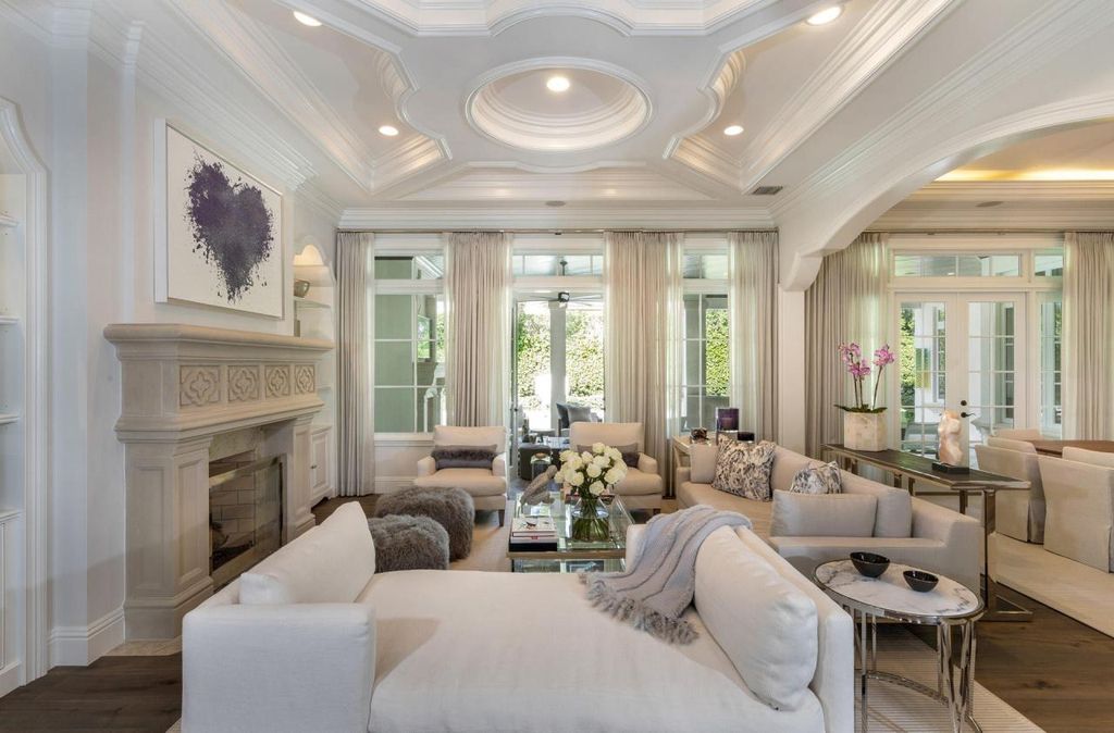 The Home in Boca Raton is a luxurious home offers an idyllic private sanctuary in a premier location now available for sale. This home located at 283 Fern Palm Rd, Boca Raton, Florida; offering 5 bedrooms and 7 bathrooms with over 6,500 square feet of living spaces.