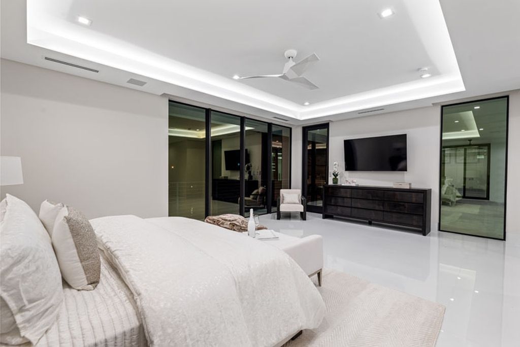 The Modern Home in Fort Lauderdale is a newly completed residence features the expansive covered area and intracoastal views now available for sale. This home located at 2519 Lucille Dr, Fort Lauderdale, Florida; offering 6 bedrooms and 8 bathrooms with over 6,900 square feet of living spaces. 