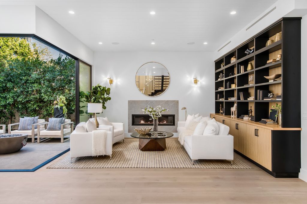 The Modern Farmhouse is a truly marvelous home in a coveted enclave of Studio City with manicured landscaping now available for sale. This home located at 12731 Bloomfield St, Studio City, California; offering 5 bedrooms and 7 bathrooms with over 4,200 square feet of living spaces.