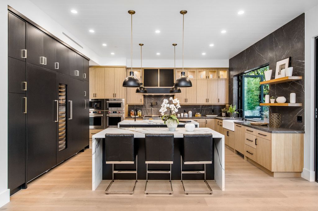 The Modern Farmhouse is a truly marvelous home in a coveted enclave of Studio City with manicured landscaping now available for sale. This home located at 12731 Bloomfield St, Studio City, California; offering 5 bedrooms and 7 bathrooms with over 4,200 square feet of living spaces.