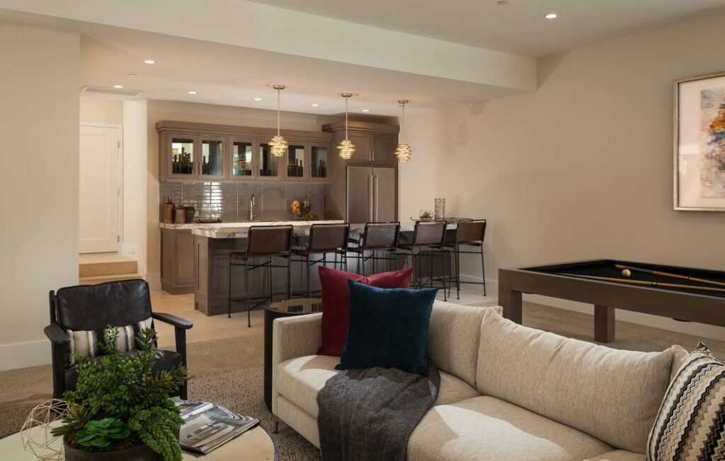 Brand New Custom estate with Pacific ocean view in Dana Point, California