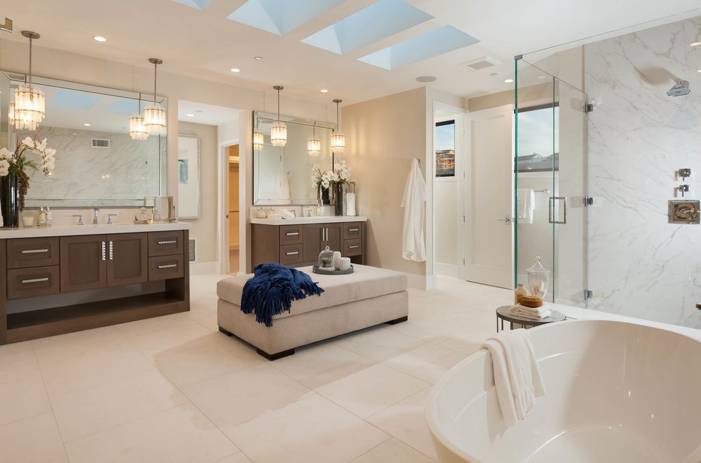Brand New Custom estate with Pacific ocean view in Dana Point, California