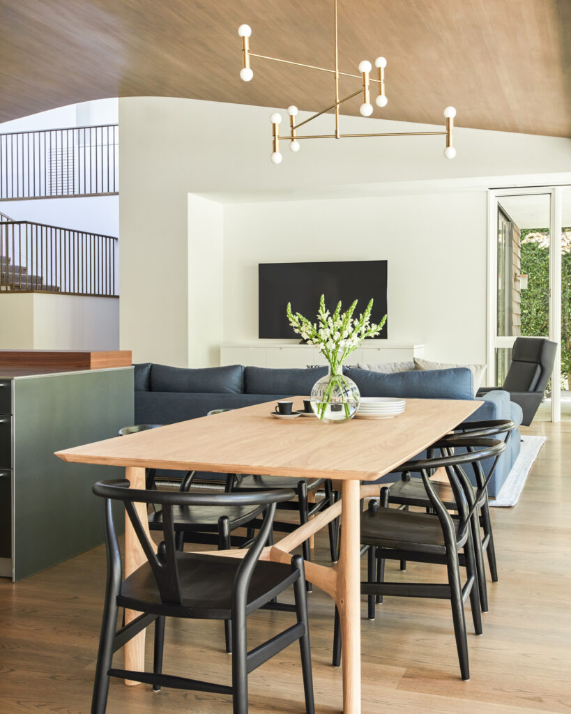Modern interior design of Lorna Lane in Brentwood LA by ae design 3 1