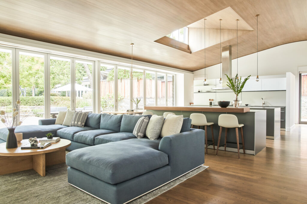 Interior design of Lorna Lane in Brentwood, LA was made by ae design in Modern style